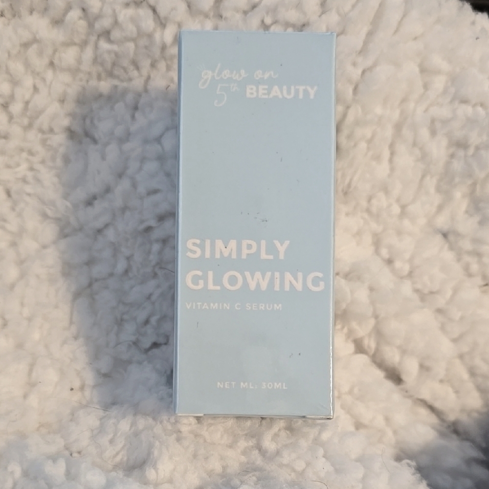 Glow on 5th Beauty Simply Glowing Vitamin C Serum